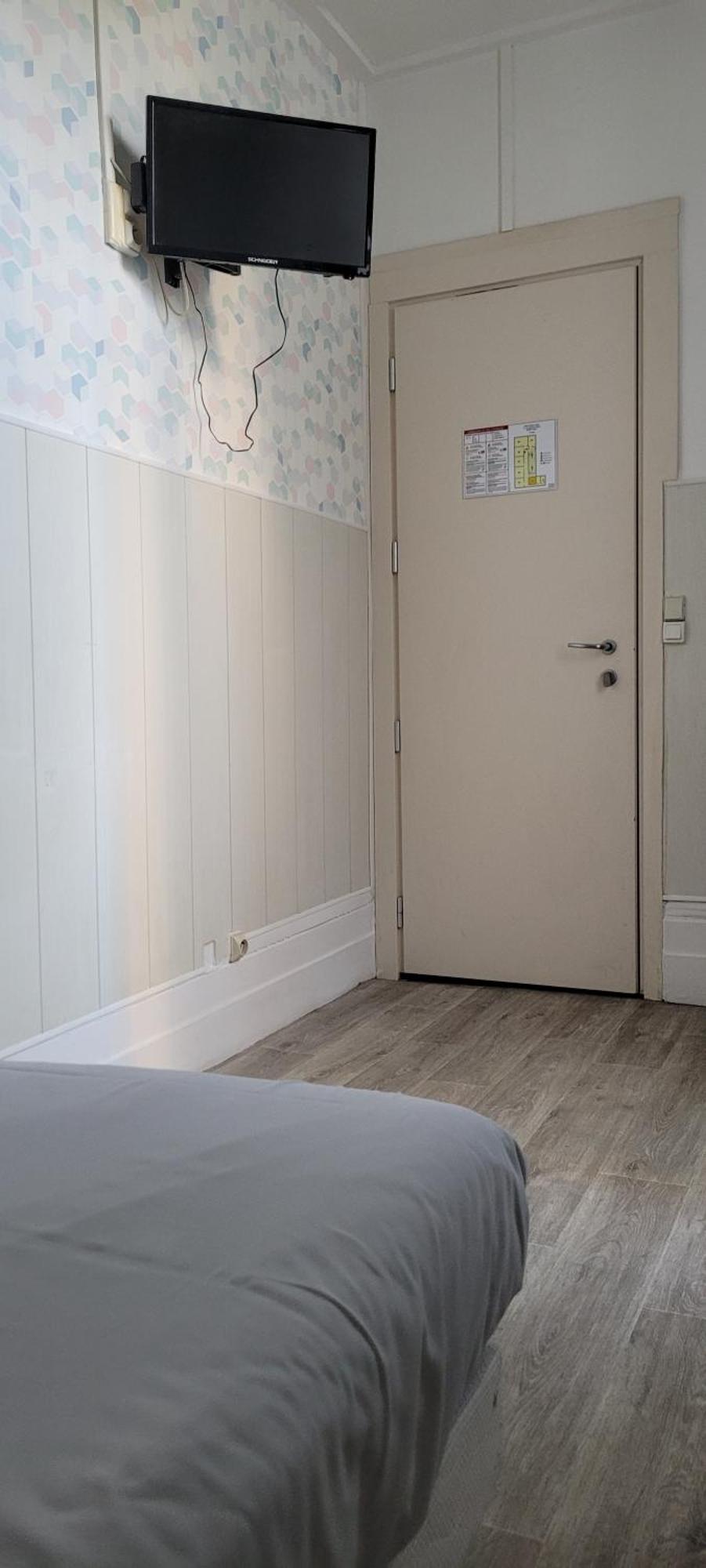 Hotel Central Anzac Ам'єн Номер фото