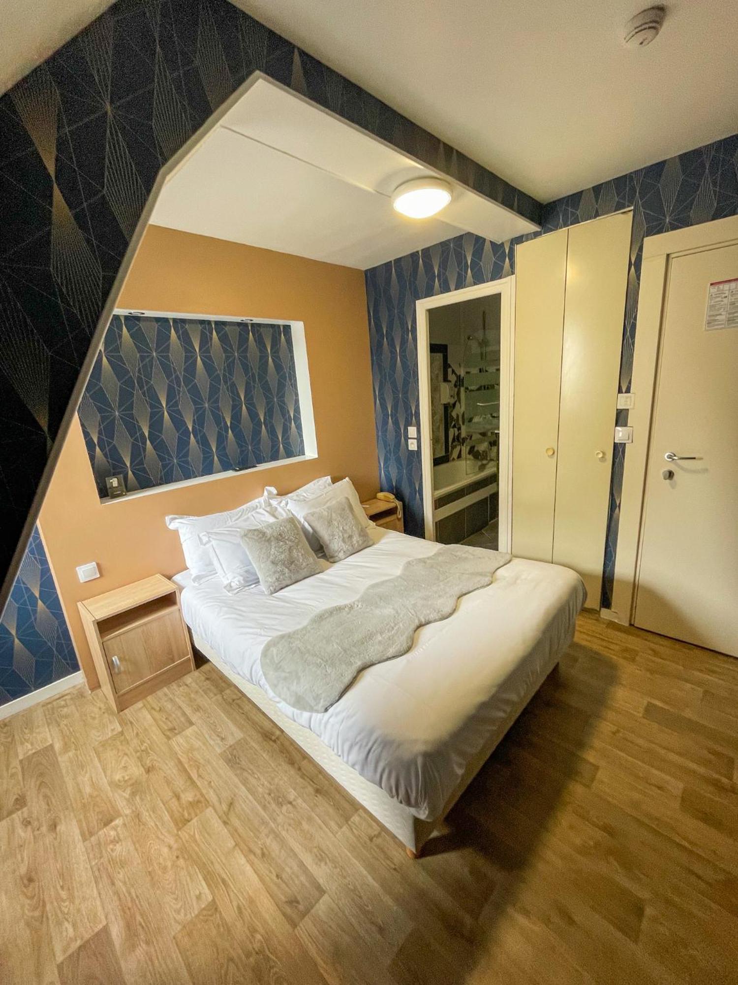 Hotel Central Anzac Ам'єн Екстер'єр фото